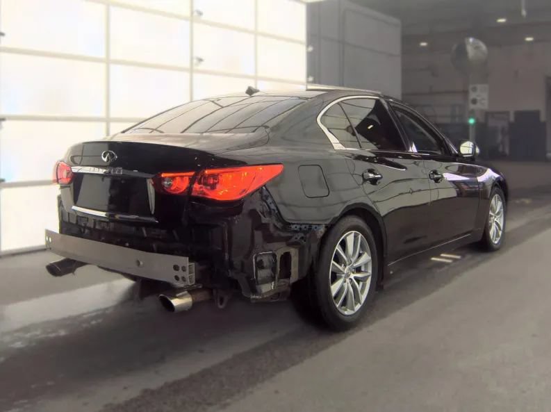 Used 2017 INFINITI Q50 3.0t Premium RWD image 3