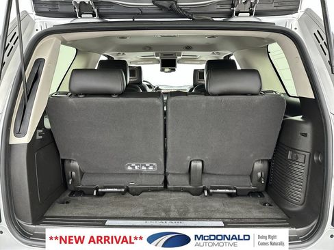 Used 2013 Cadillac Escalade Platinum AWD/4WD image 24