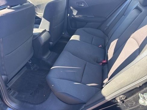 Used 2017 Honda Accord LX image 10