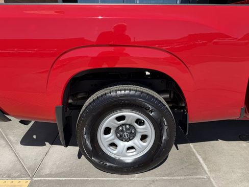 Used 2025 Nissan Frontier S AWD/4WD image 15