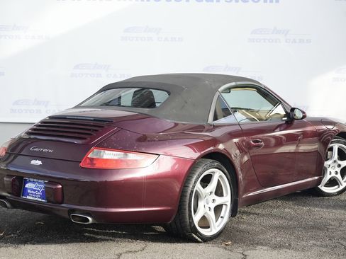 Used 2006 Porsche 911 Carrera 4 image 3