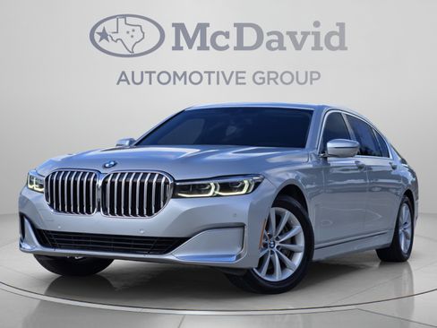 Used 2020 BMW 740i w/ Premium Package RWD image 1