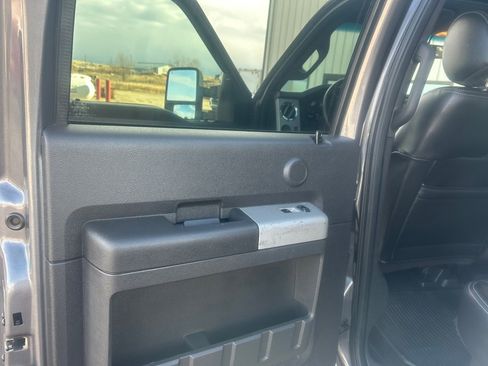 Used 2014 Ford F350 Lariat w/ Lariat Ultimate Package image 18