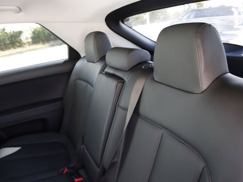 New 2025 Hyundai Ioniq 5 SEL image 18