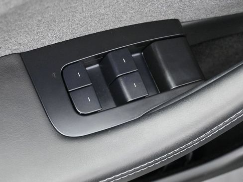 Used 2024 Tesla Model 3 Standard Range RWD image 4
