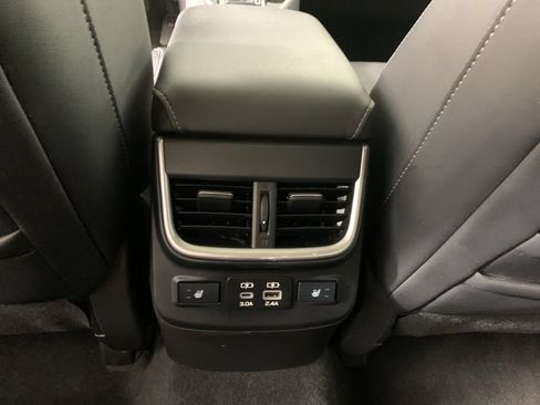 Used 2023 Subaru Outback Touring AWD/4WD image 34