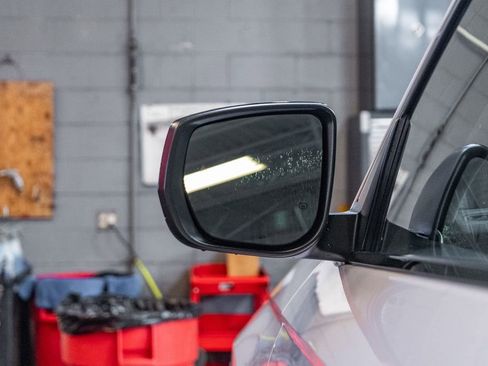 Used 2023 Jeep Grand Cherokee Laredo w/ Luxury Tech Group I image 17