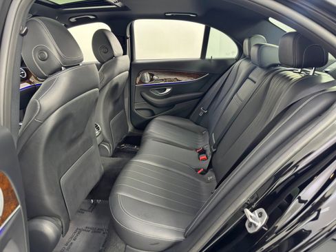 Used 2019 Mercedes-Benz E 300 w/ Premium 1 Package image 44