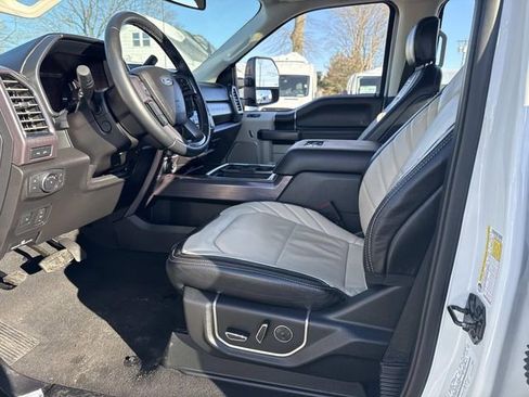 Certified 2020 Ford F450 Limited w/ FX4 Off-Road Package image 23