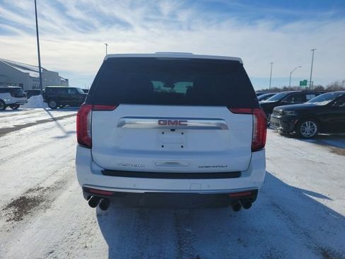 Used 2024 GMC Yukon XL Denali image 24