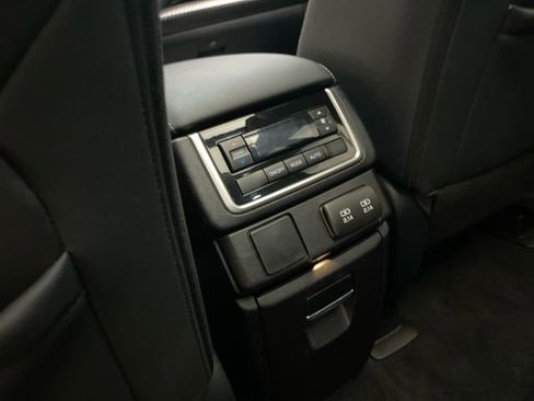 Used 2022 Subaru Ascent Onyx Edition AWD/4WD image 14