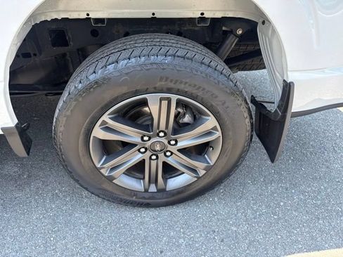 Used 2023 Ford F150 Lariat AWD/4WD image 10