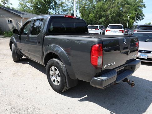 Used 2012 Nissan Frontier PRO-4X AWD/4WD image 8