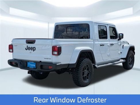 New 2025 Jeep Gladiator Sport image 6