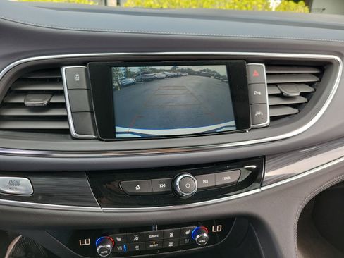 Used 2019 Buick Enclave Premium FWD image 22
