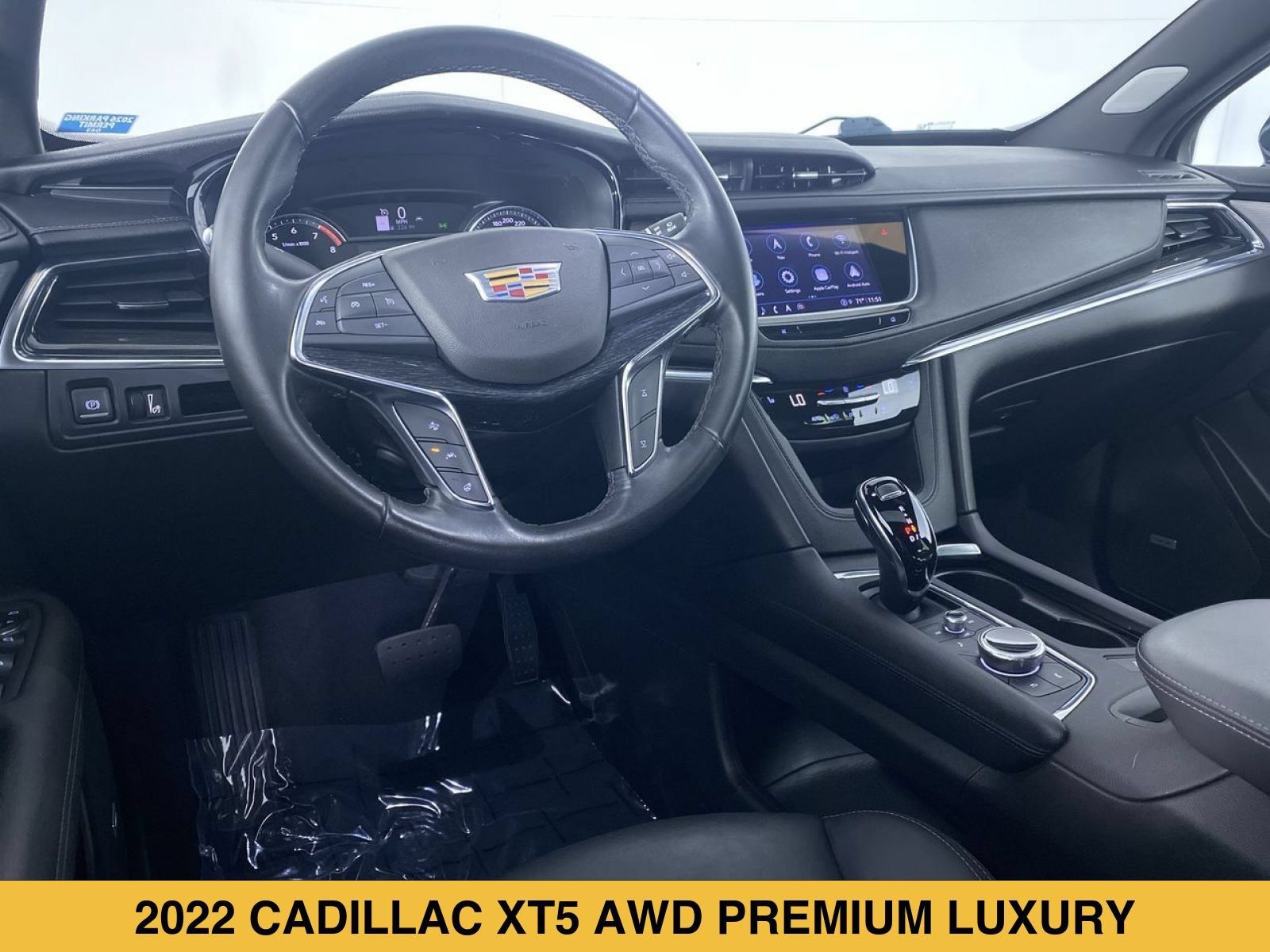 Certified 2022 Cadillac XT5 Premium Luxury AWD/4WD image 2