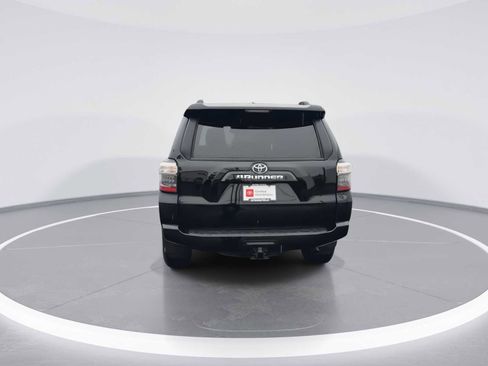 Certified 2020 Toyota 4Runner SR5 Premium image 7