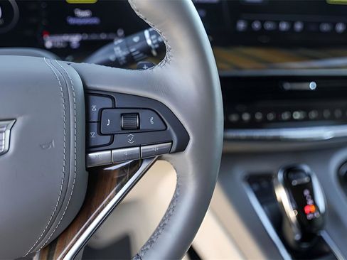 Used 2024 Cadillac Escalade Premium Luxury Platinum w/ Heavy-Duty Trailer Package image 14