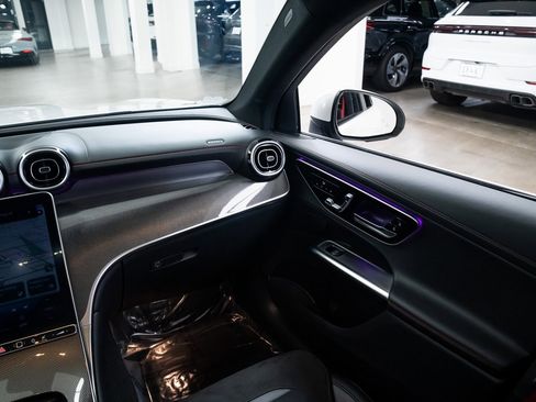 Used 2024 Mercedes-Benz GLC 43 AMG 4MATIC image 11