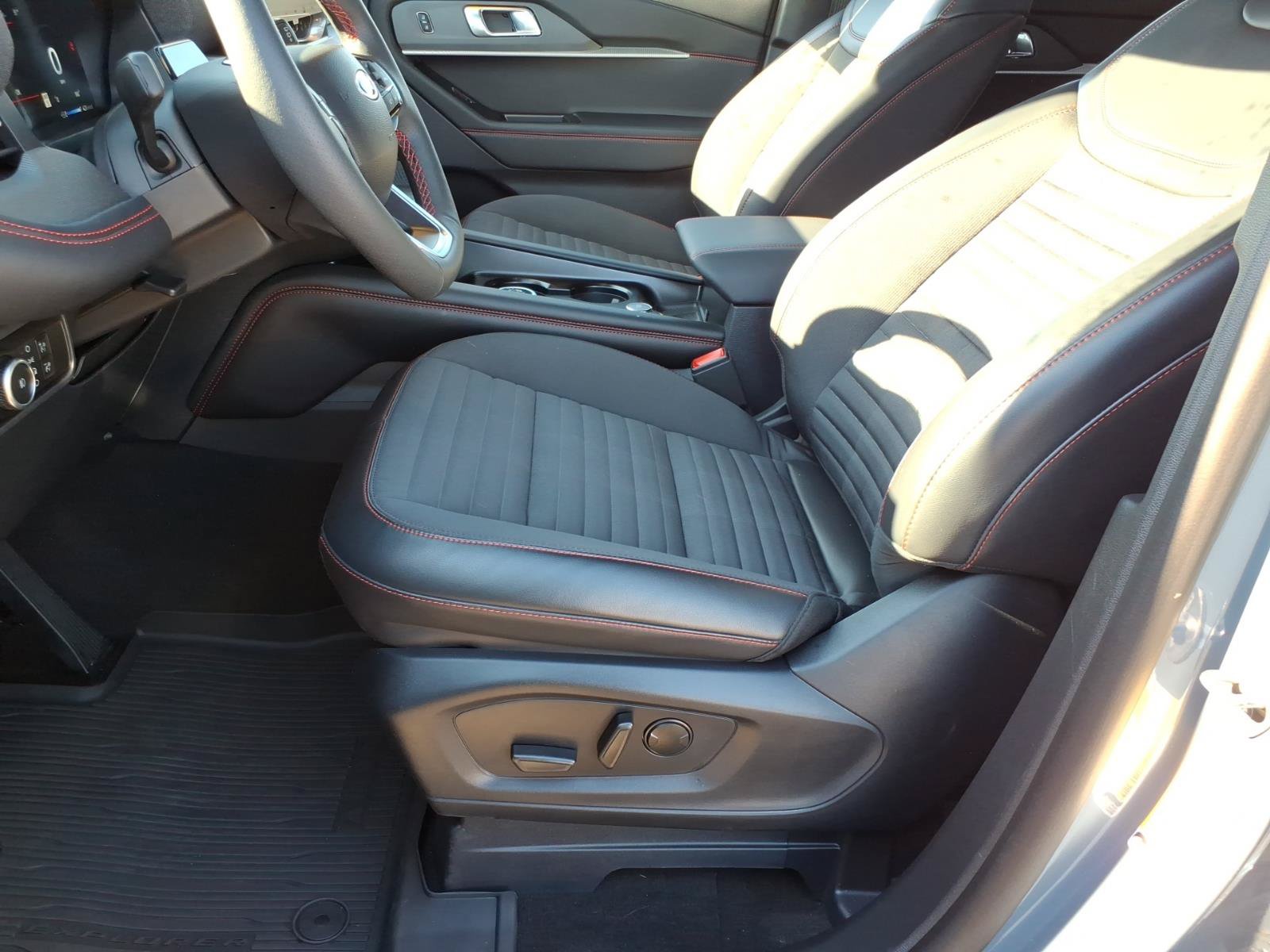 New 2026 Ford Explorer ST-Line AWD/4WD image 16