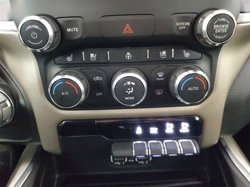 Used 2020 RAM 1500 Laramie image 20