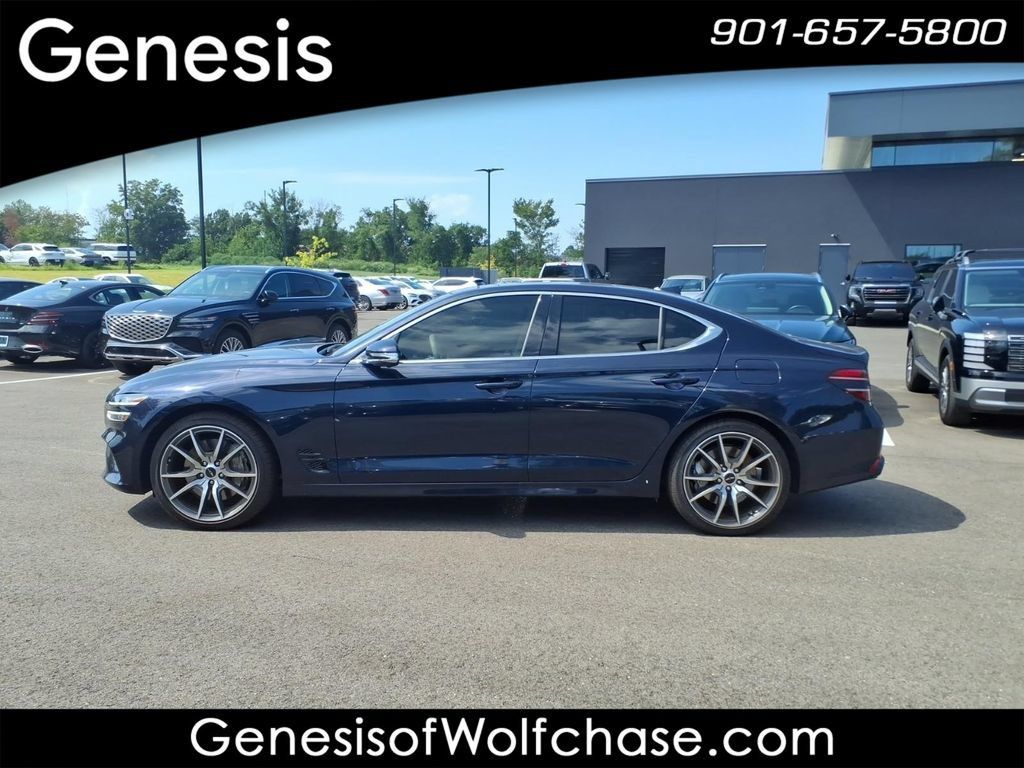 Used 2026 Genesis G70 2.5T Prestige RWD image 2