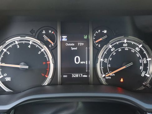 Used 2023 Toyota 4Runner TRD Off-Road AWD/4WD image 8