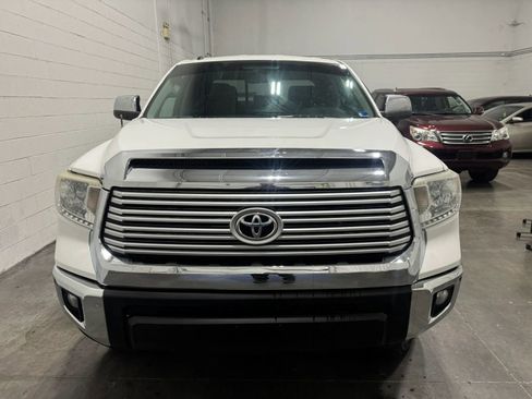 Used 2015 Toyota Tundra Limited w/ Limited Premium Package AWD/4WD image 3