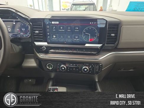 Used 2023 GMC Sierra 1500 SLT w/ SLT Premium Package image 17