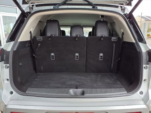 Certified 2023 Nissan Pathfinder SL image 17