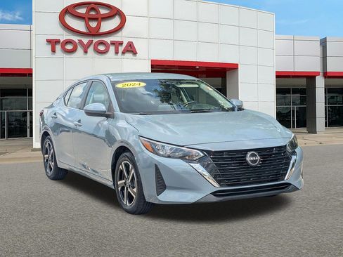 Used 2024 Nissan Sentra SV FWD image 1