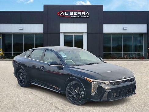 Certified 2025 Kia K4 GT-Line Turbo image 1