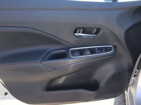 New 2025 Nissan Versa SR w/ Trunk Package image 16