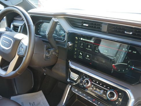 Used 2025 GMC Sierra 2500 Denali w/ Max Trailering Package image 26