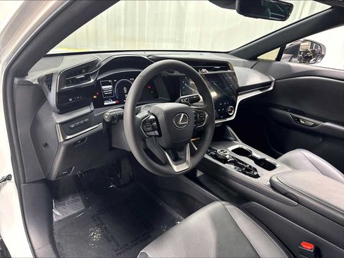 Used 2026 Lexus RZ 350e 2WD w/ Accessory Package (Z1) image 6