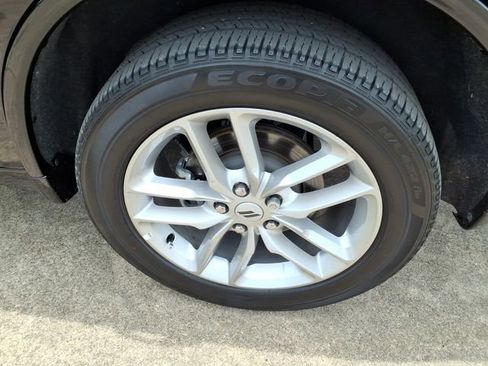 Used 2025 Dodge Durango GT AWD/4WD image 21
