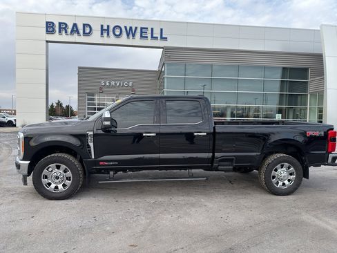 Used 2023 Ford F350 King Ranch w/ Chrome Package image 1