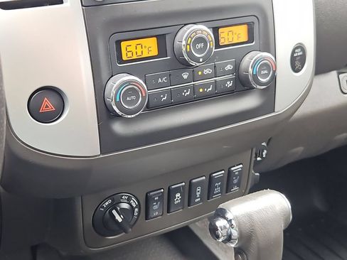 Used 2018 Nissan Frontier PRO-4X AWD/4WD image 33