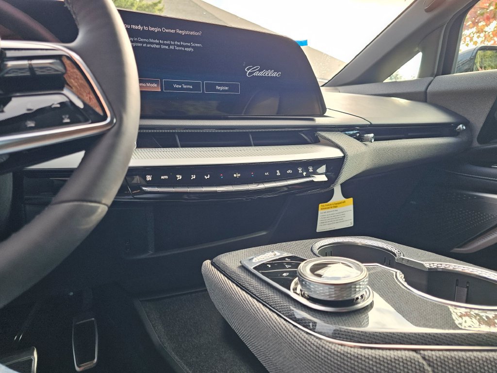 New 2027 Cadillac Optiq Sport AWD/4WD image 31