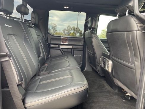 Used 2017 Ford F250 Platinum w/ Platinum Ultimate Package image 18