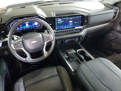 Used 2023 Chevrolet Silverado 1500 LTZ RWD image 12