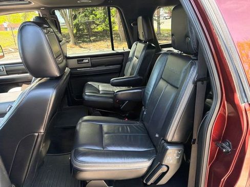 Used 2017 Ford Expedition EL Platinum AWD/4WD image 24