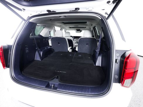 Used 2022 Hyundai Palisade Limited AWD/4WD image 18