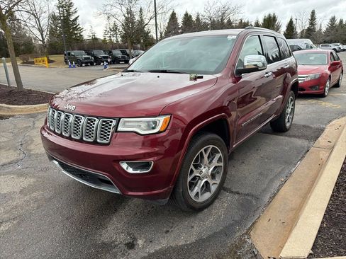 Used 2021 Jeep Grand Cherokee Overland AWD/4WD image 6