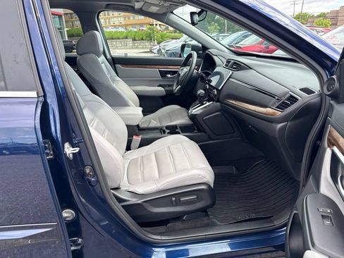 Used 2018 Honda CR-V Touring image 7
