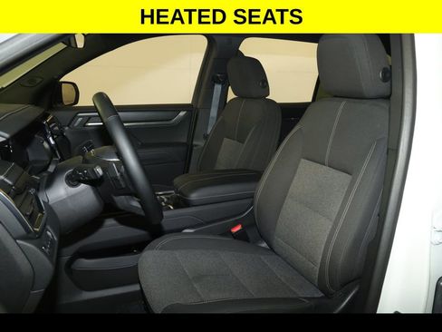 Used 2025 GMC Acadia Elevation image 3