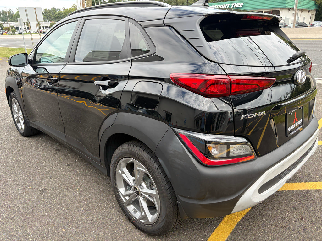 Used 2023 Hyundai Kona SEL AWD/4WD image 10