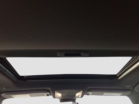 Used 2023 Toyota RAV4 XSE AWD/4WD image 16