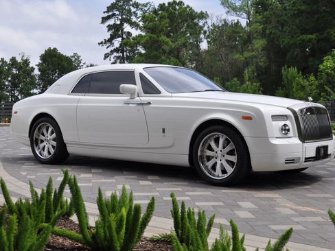 Used 2009 Rolls-Royce Phantom Coupe image 11