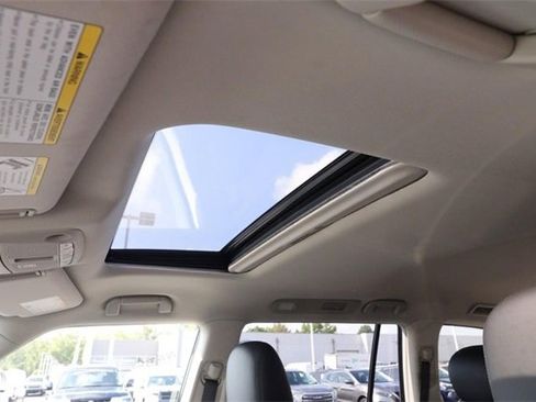 Certified 2024 Nissan Armada SL w/ Captain's Chairs Package image 9